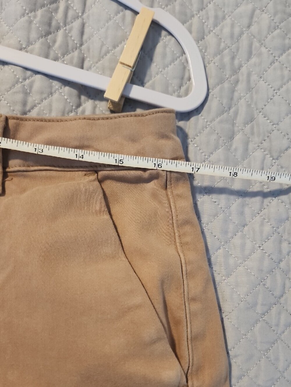 Banana Republic Women's Khaki/Tan Chino Shorts - Picture 3 of 5